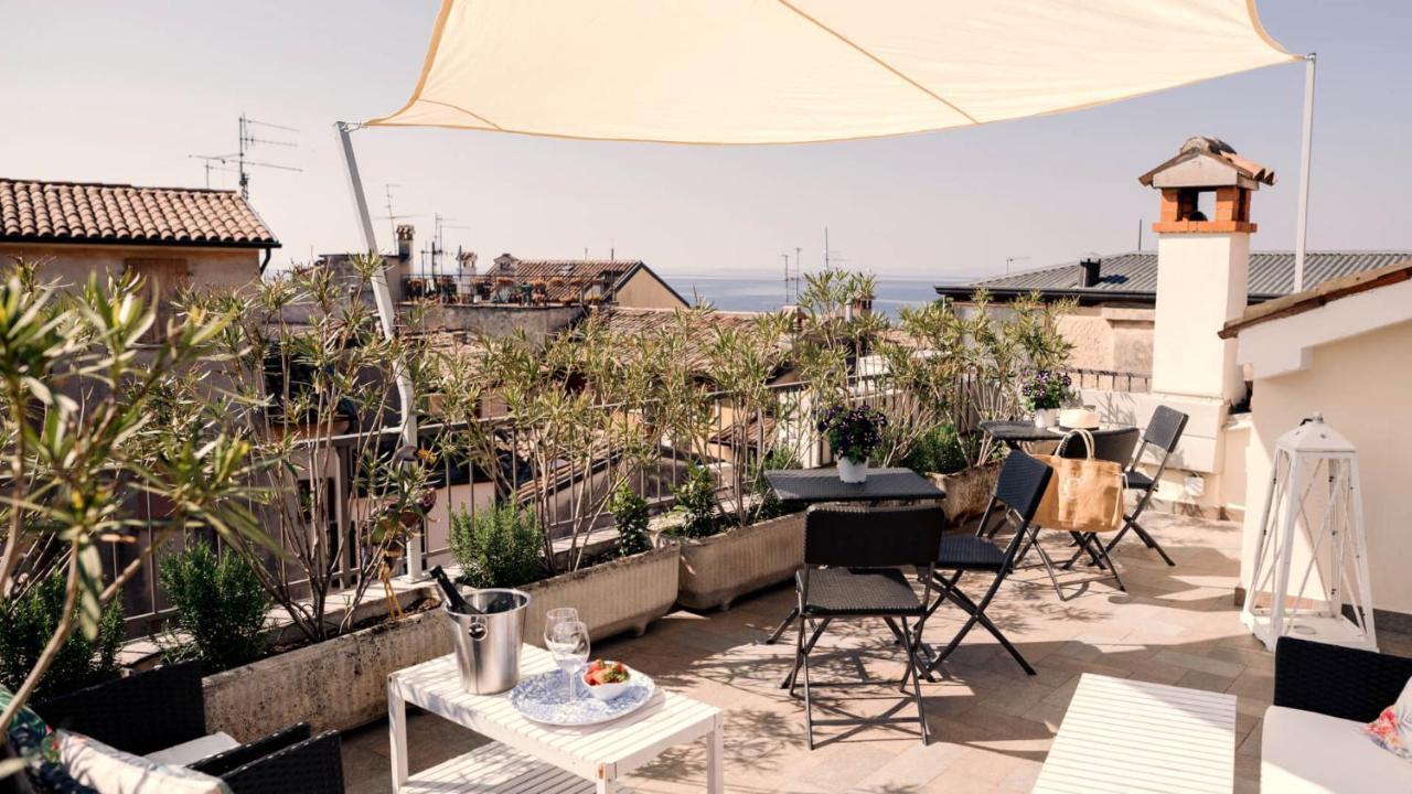 Hotel Casa Cavour Garda  Esterno foto