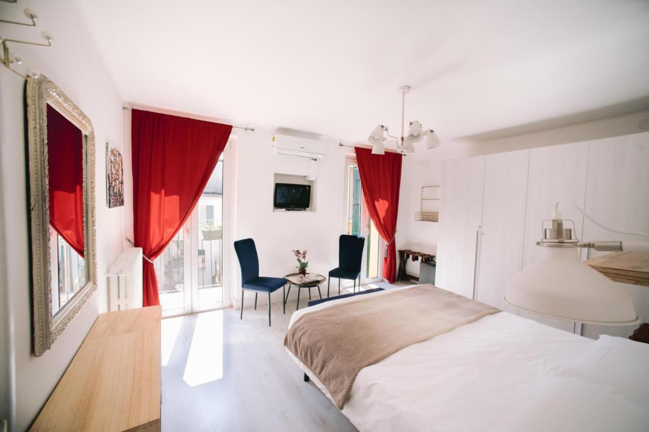 Hotel Casa Cavour Garda  Esterno foto