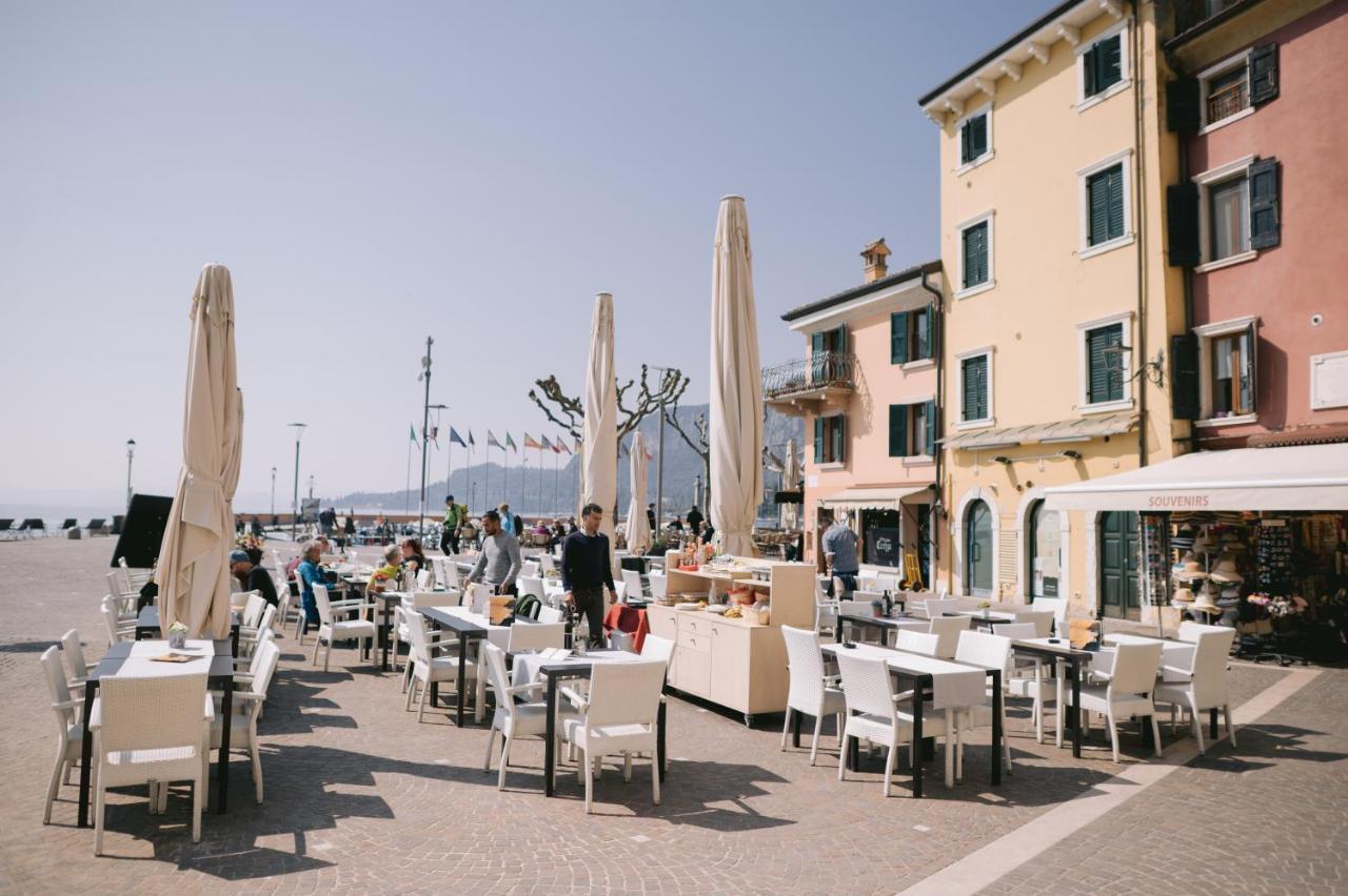 Hotel Casa Cavour Garda  Esterno foto